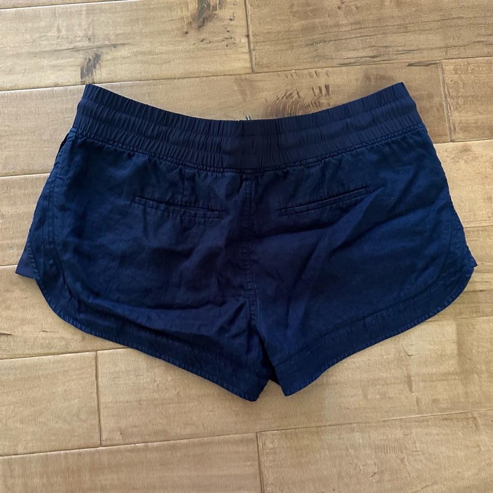 Athleta Women's Navy Shorts - Picture 4 of 12